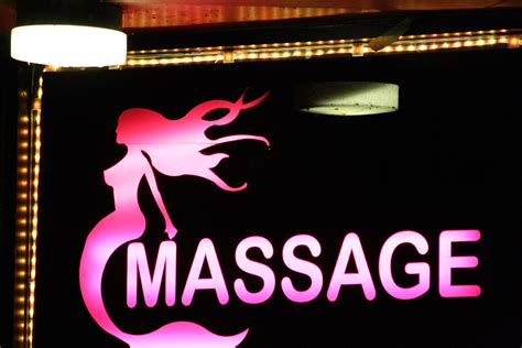 Erotic massage Find a prostitute Lielvarde